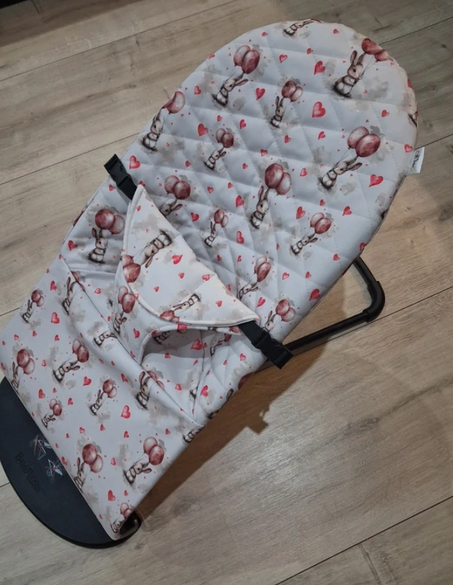 zajíc s růžovými balonky